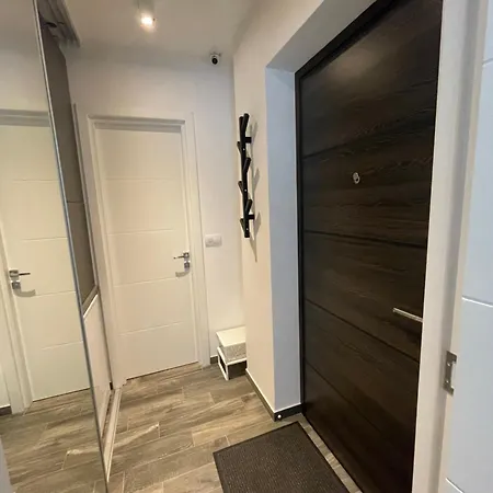 The Style, Sa Parkingom Appartement Belgrado